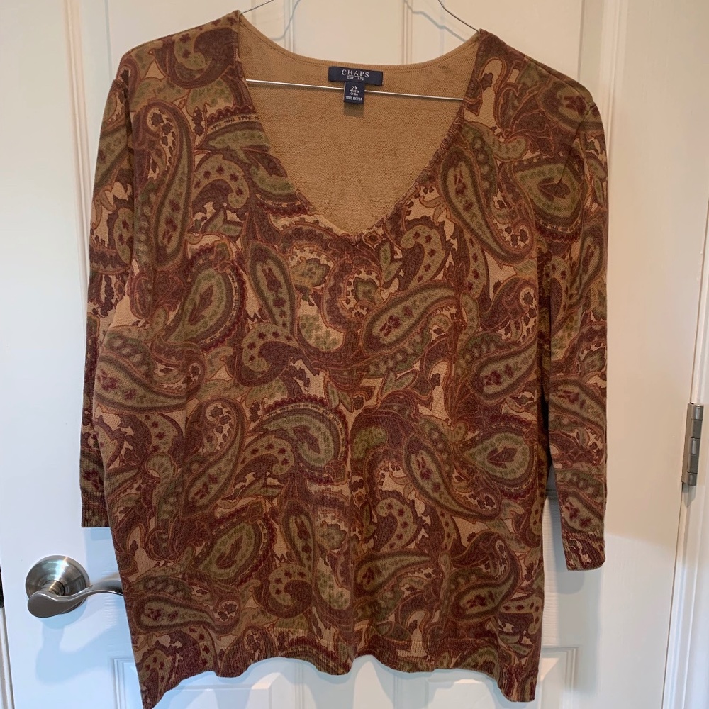 CHAPS V-NECK SWEATER  NWOT